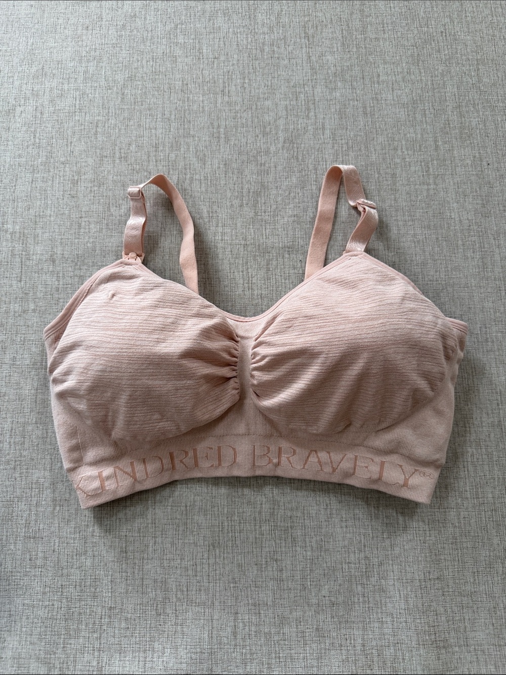 Kindred Bravely Sublime Hands-Free Pumping & Nursing Bra Nude Size Large Busty